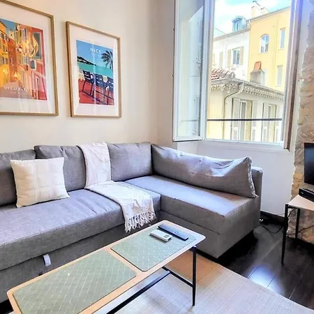Apartment Wehost Clemenceau Sunny Palace 4 Pers 1 Bedroom