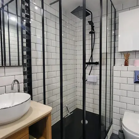 Wehost Clemenceau Sunny Palace 4 Pers 1 Bedroom *