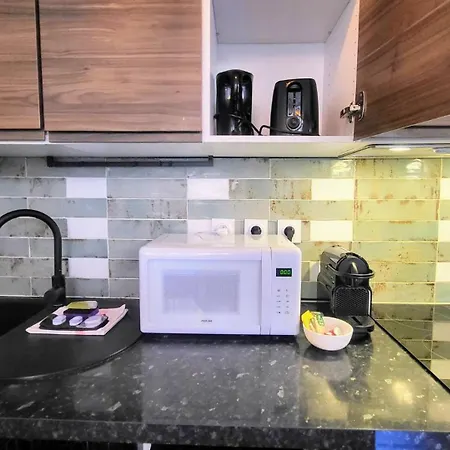 Wehost Clemenceau Sunny Palace 4 Pers 1 Bedroom *