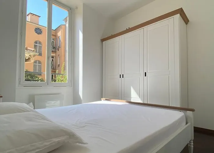 Wehost Clemenceau Sunny Palace 4 Pers 1 Bedroom *