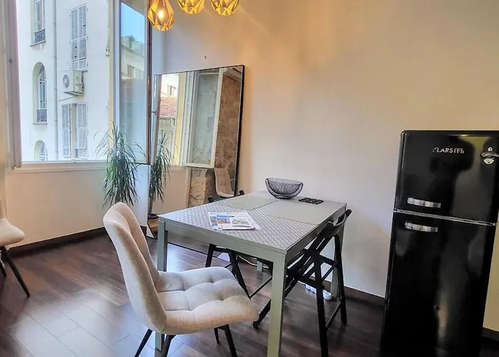 Apartment Wehost Clemenceau Sunny Palace 4 Pers 1 Bedroom Nice