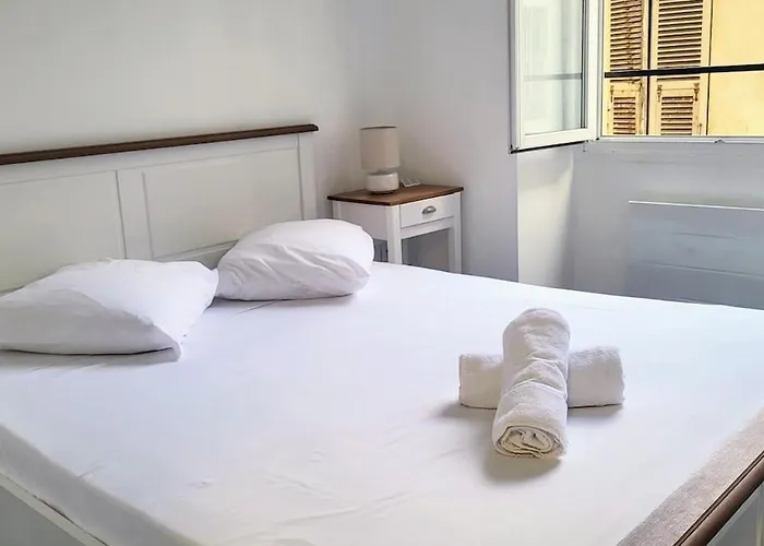 Wehost Clemenceau Sunny Palace 4 Pers 1 Bedroom