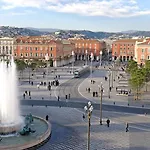 Wehost Clemenceau Sunny Palace 4 Pers 1 Bedroom Apartment